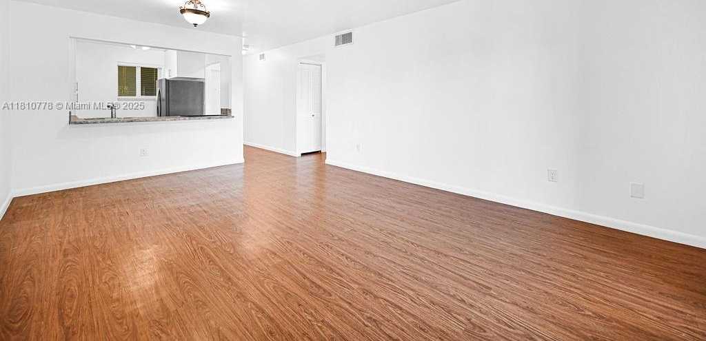 Small Image of 7720 CAMINO REAL #E-311, Miami Number 17