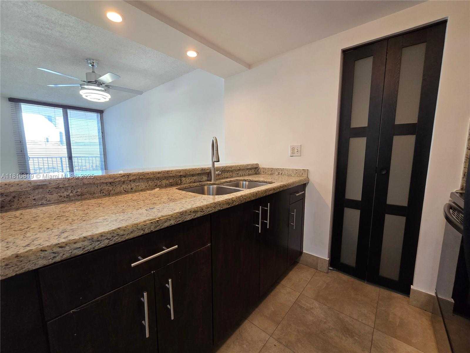 Small Image of 800 NORTH MIAMI AVE #E-1507, Miami Number 4