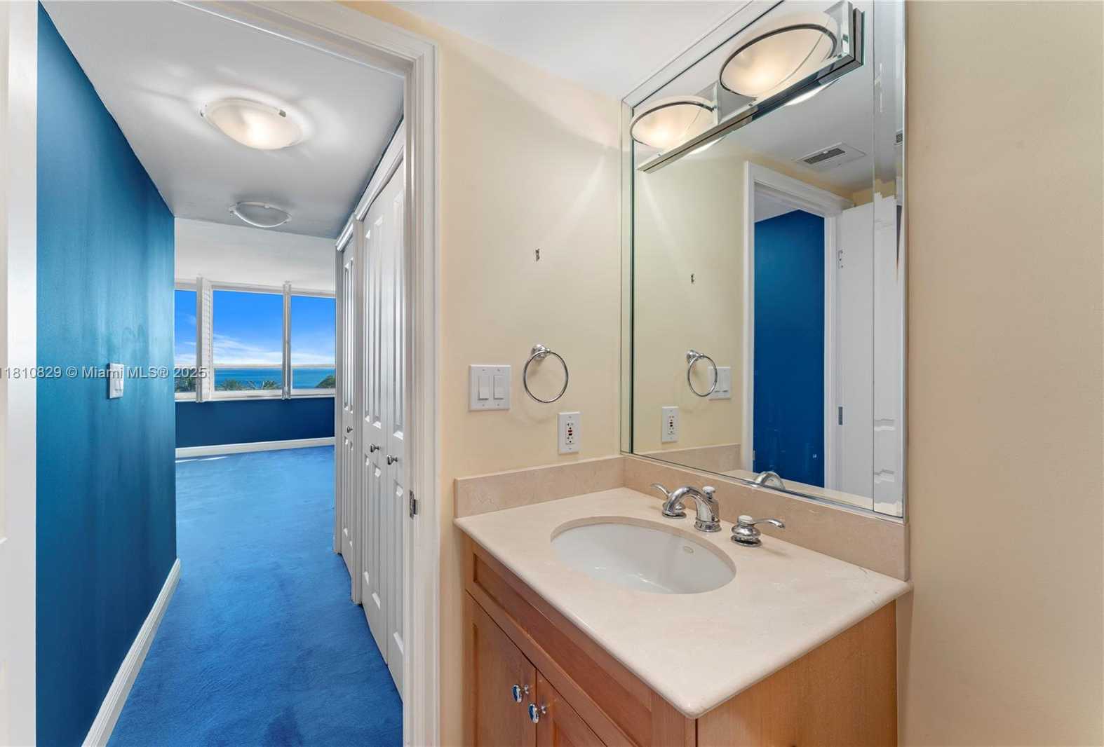 Small Image of 2 GROVE ISLE DR #B503, Miami Number 16