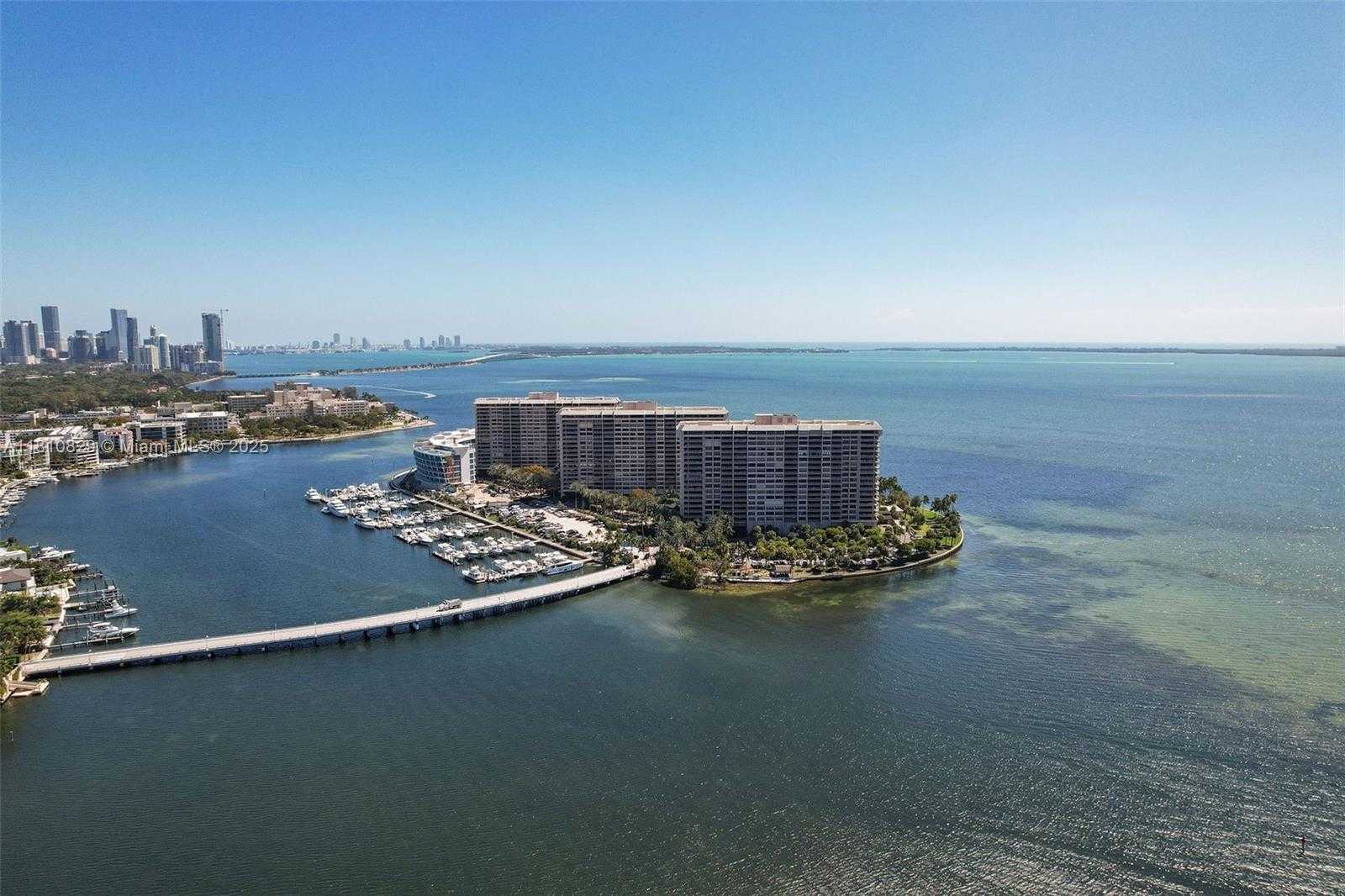 Small Image of 2 GROVE ISLE DR #B503, Miami Number 23