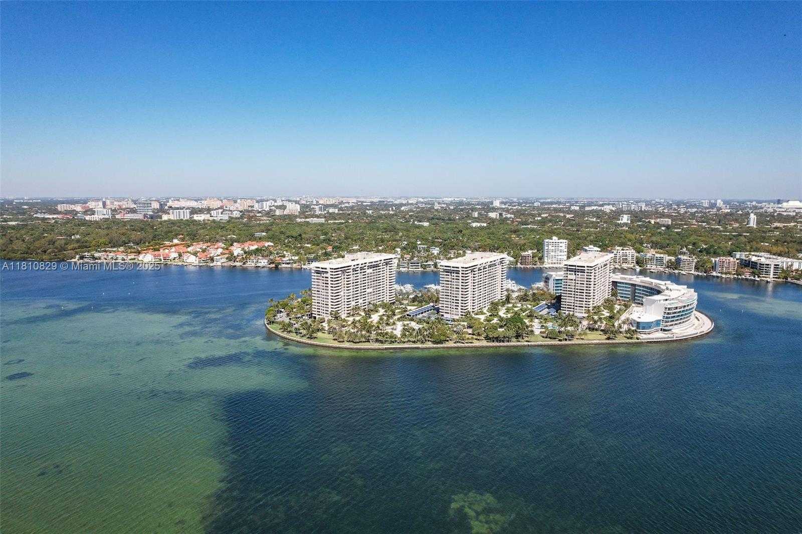 Small Image of 2 GROVE ISLE DR #B503, Miami Number 27