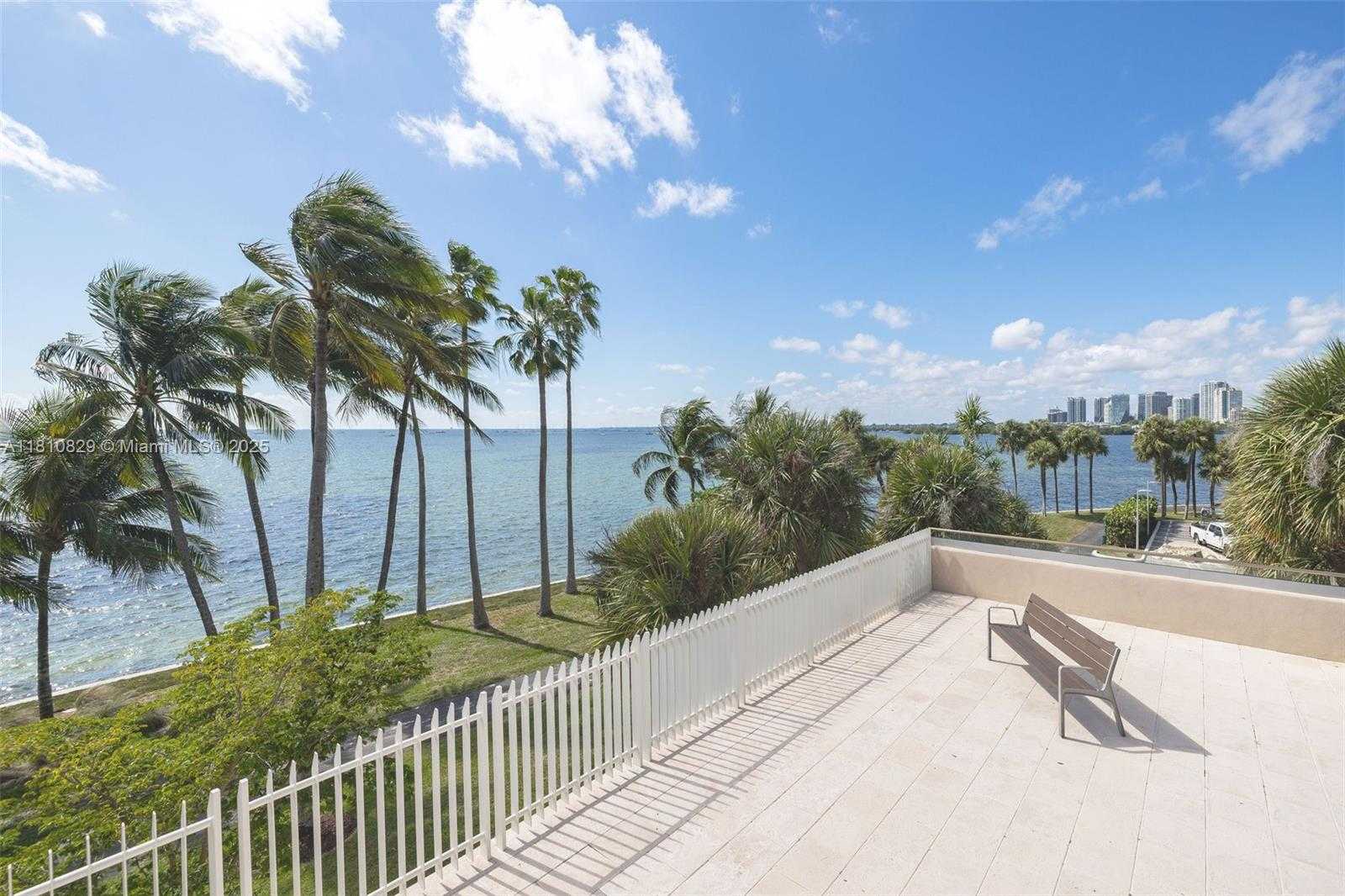 Small Image of 2 GROVE ISLE DR #B503, Miami Number 33