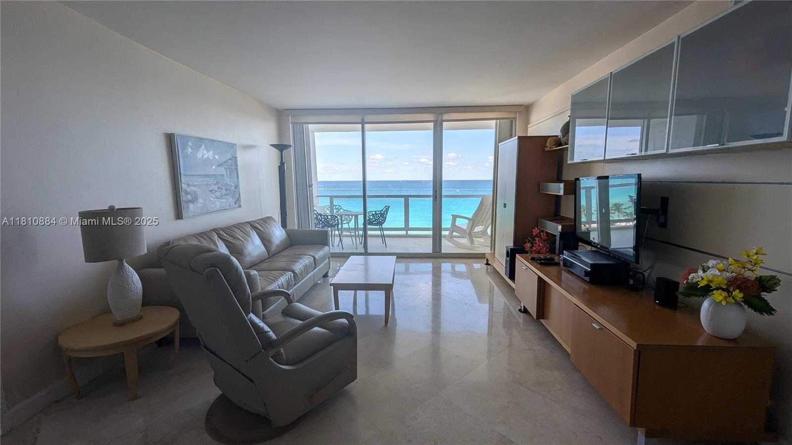 Small Image of 5161 COLLINS AVE #1217, Miami Beach Number 2