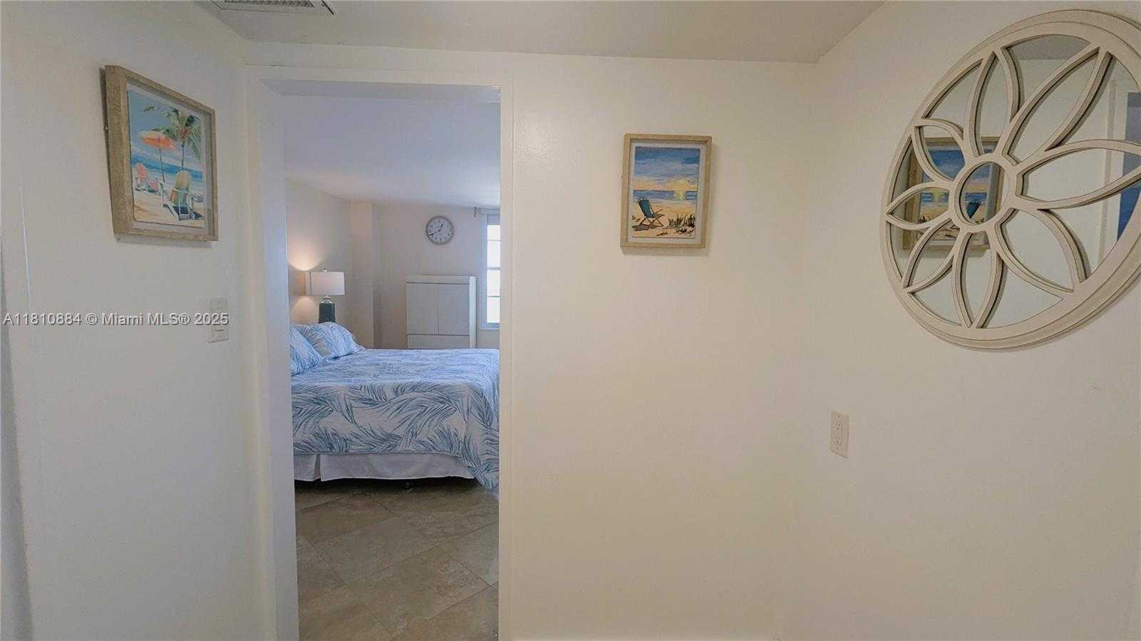 Small Image of 5161 COLLINS AVE #1217, Miami Beach Number 20