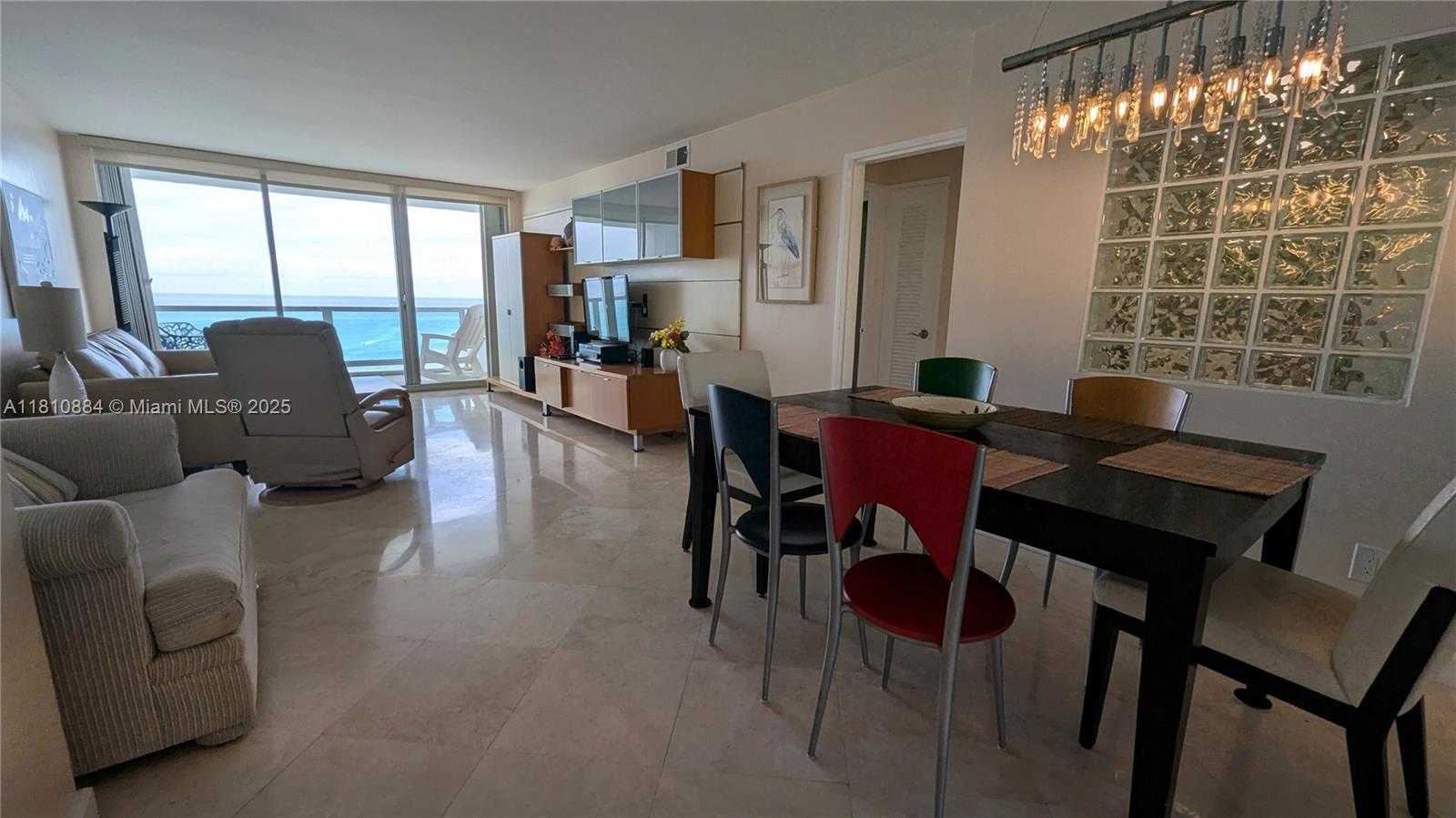 Small Image of 5161 COLLINS AVE #1217, Miami Beach Number 3