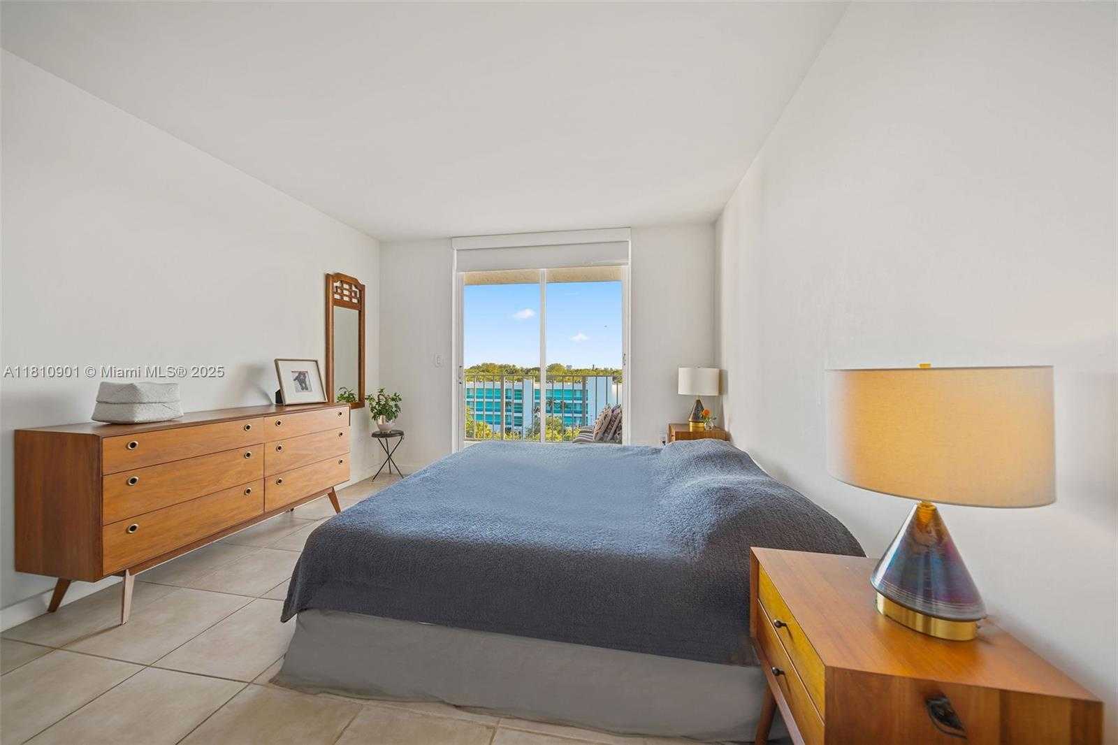 Small Image of 650 NORTH EAST 64TH ST #GPH7, Miami Number 17