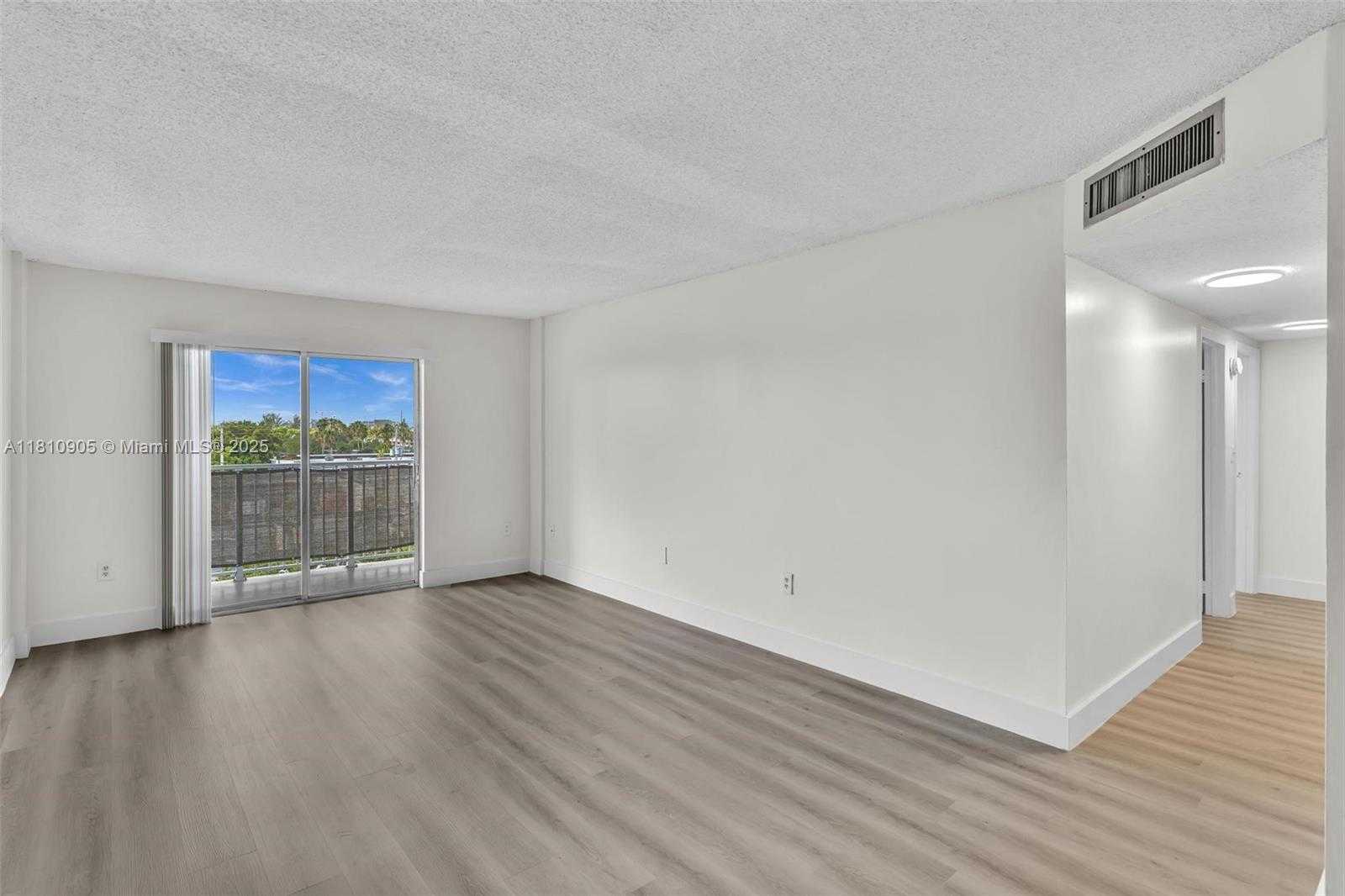 Small Image of 16465 NORTH EAST 22ND AVE #502, North Miami Beach Number 11