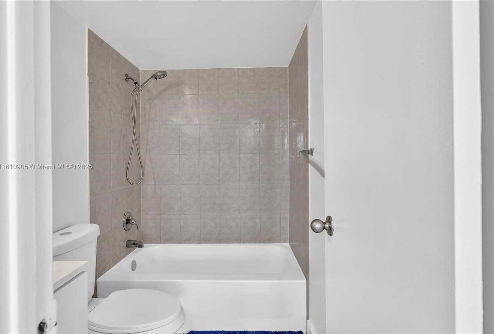Small Image of 16465 NORTH EAST 22ND AVE #502, North Miami Beach Number 18