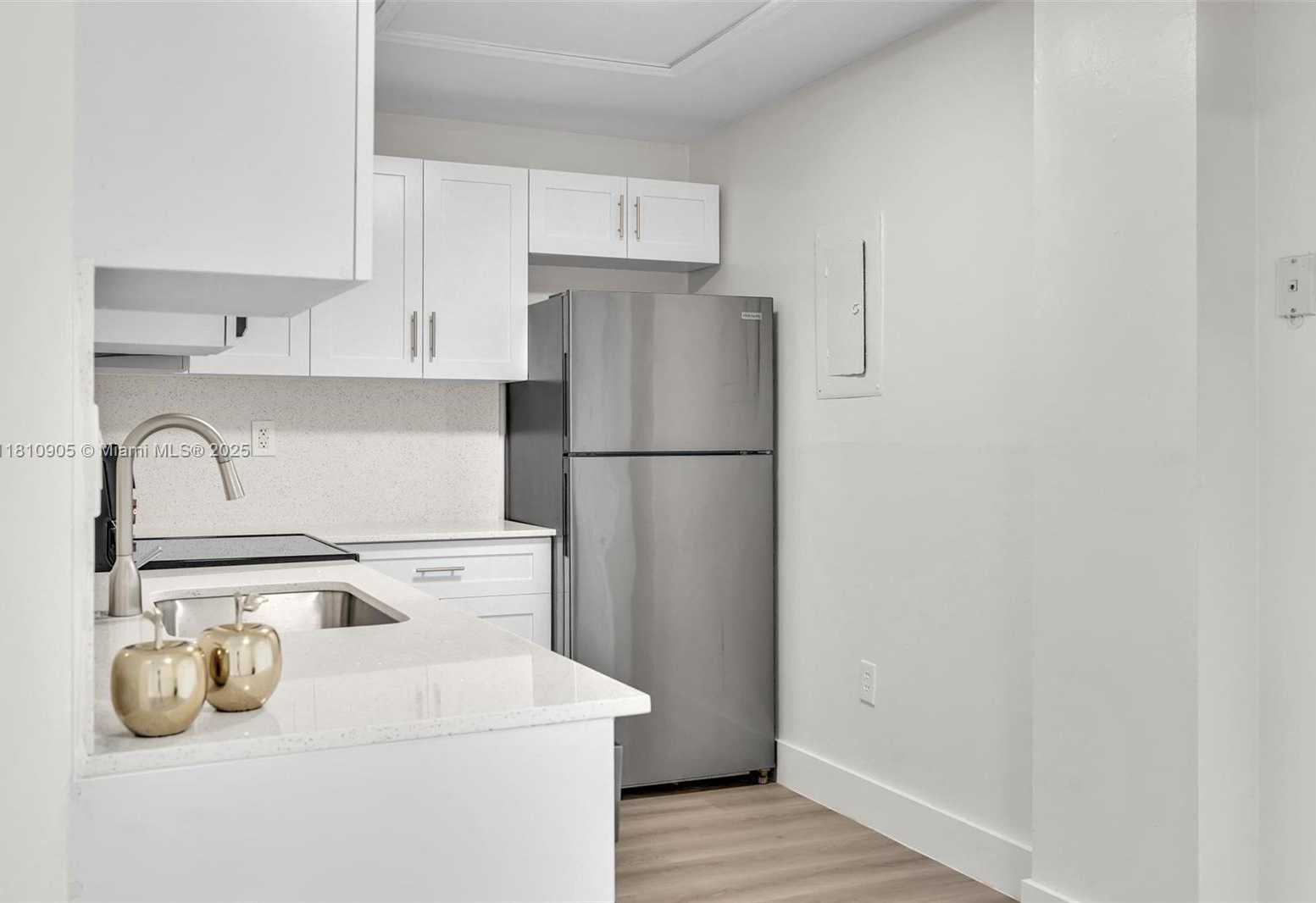 Small Image of 16465 NORTH EAST 22ND AVE #502, North Miami Beach Number 8
