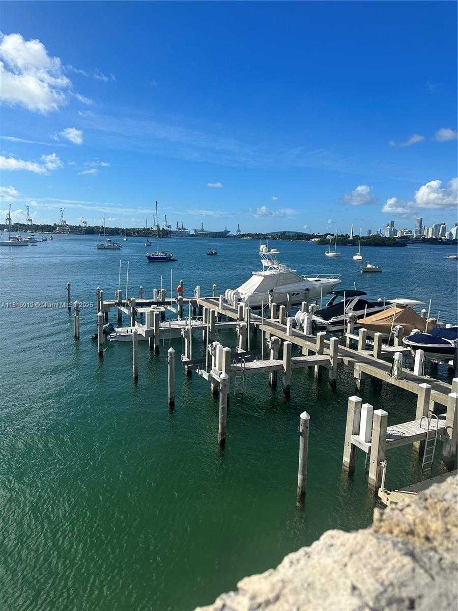 Small Image of 11 ISLAND AVE #1504, Miami Beach Number 16