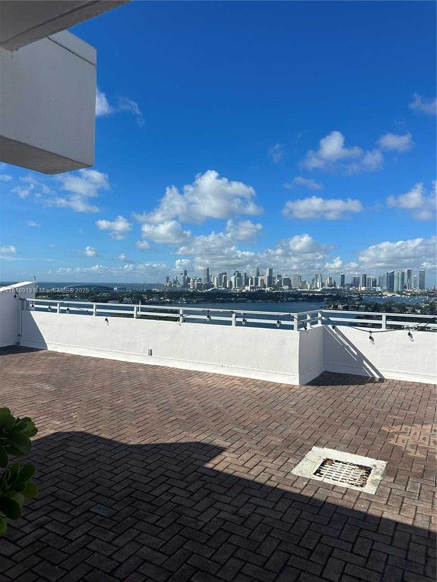 Small Image of 11 ISLAND AVE #1504, Miami Beach Number 19