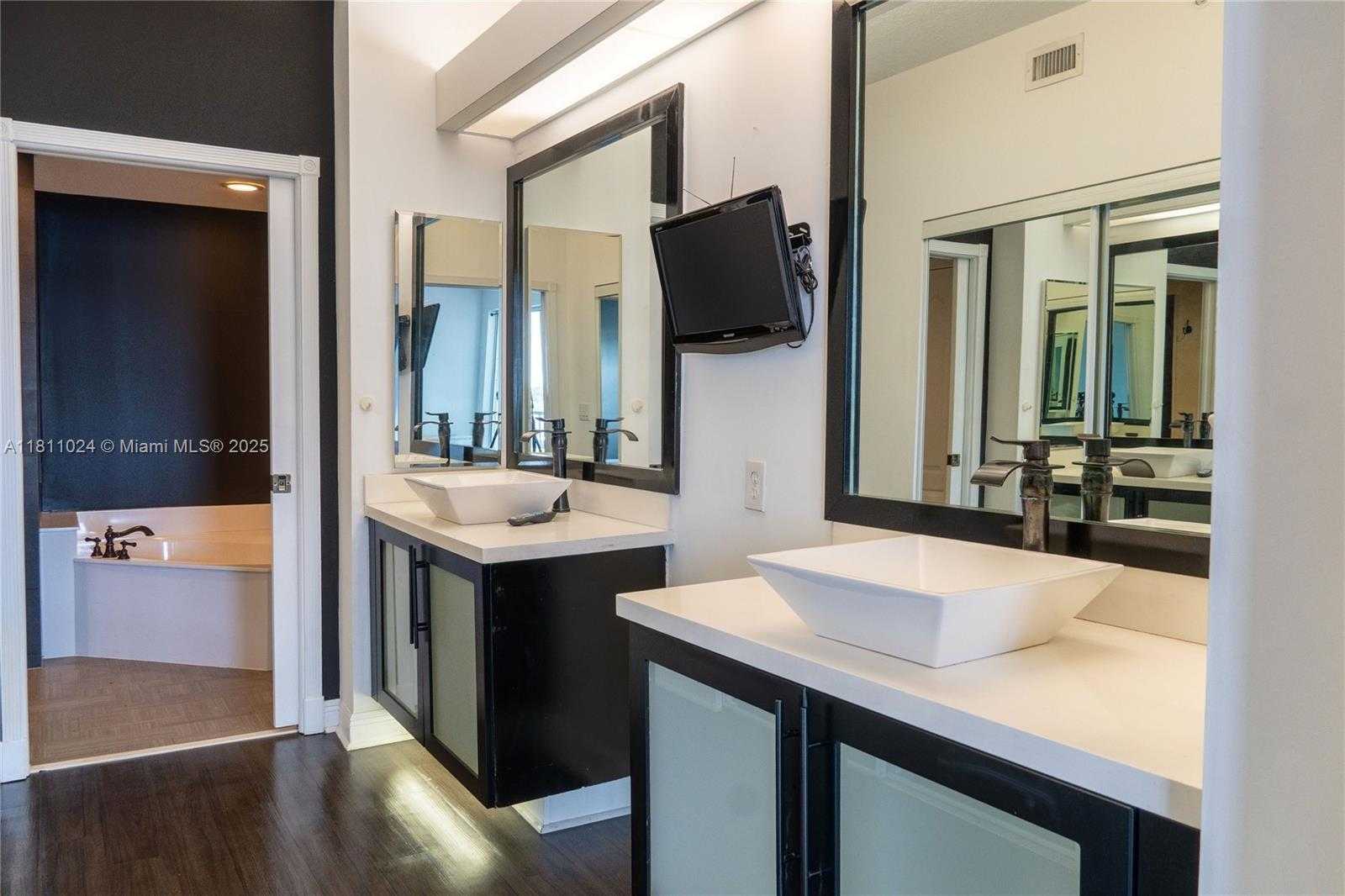 Small Image of 10750 NORTH WEST 66TH ST #505, Doral Number 5