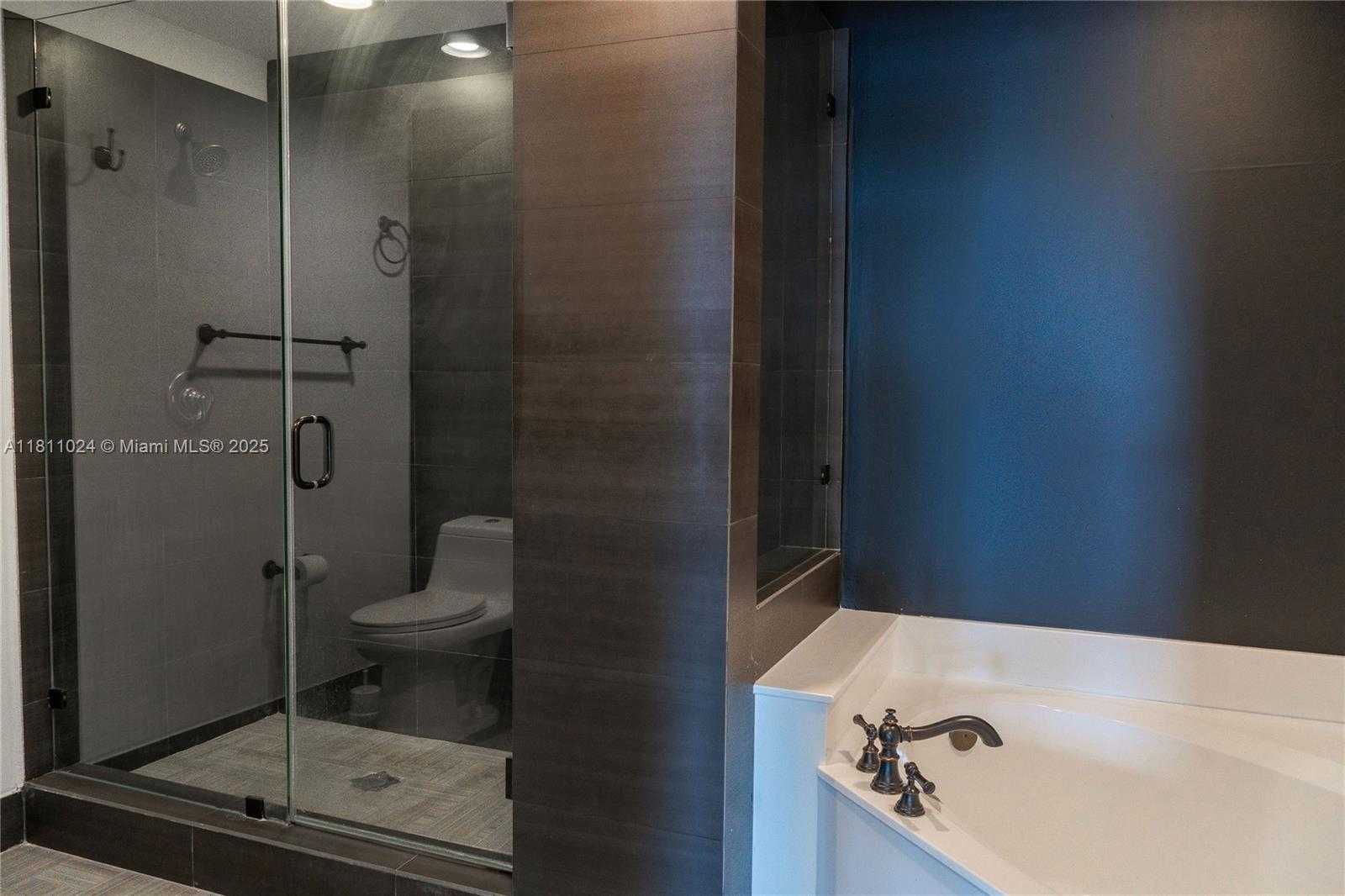 Small Image of 10750 NORTH WEST 66TH ST #505, Doral Number 6