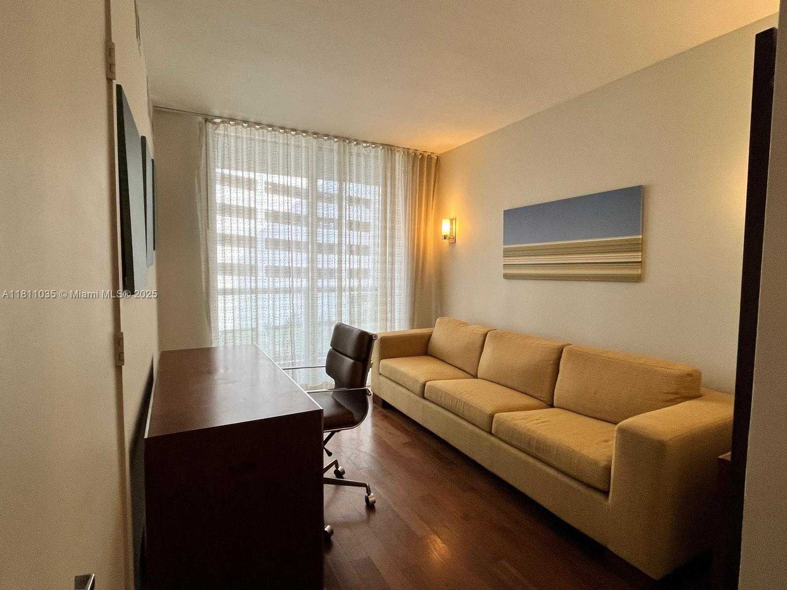 Small Image of 50 BISCAYNE BLVD #412, Miami Number 3