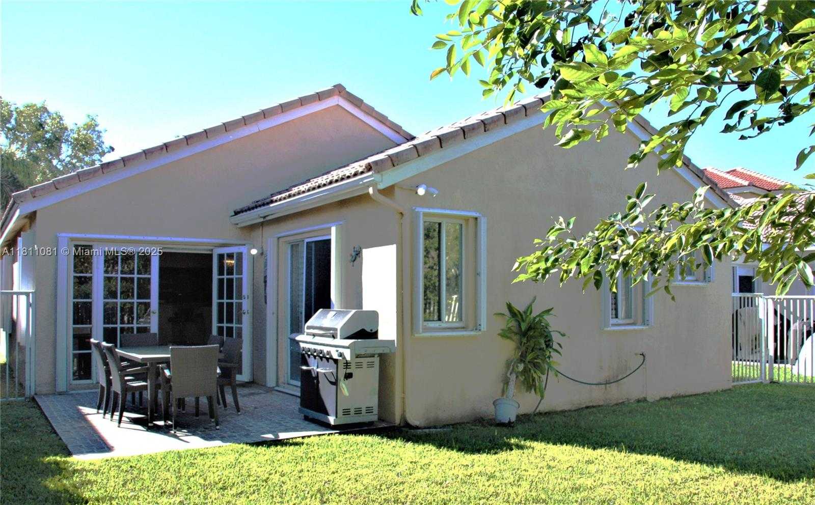 Small Image of 4291 MAGNOLIA RIDGE DR, Weston Number 15