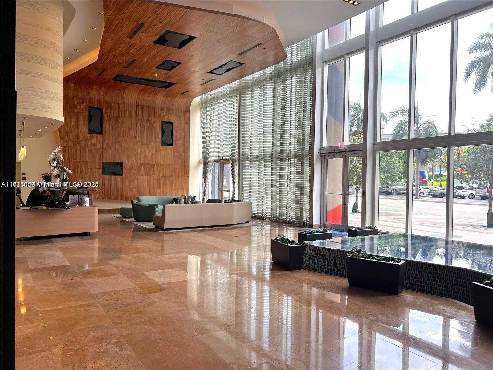 Small Image of 50 BISCAYNE BLVD #2303, Miami Number 4