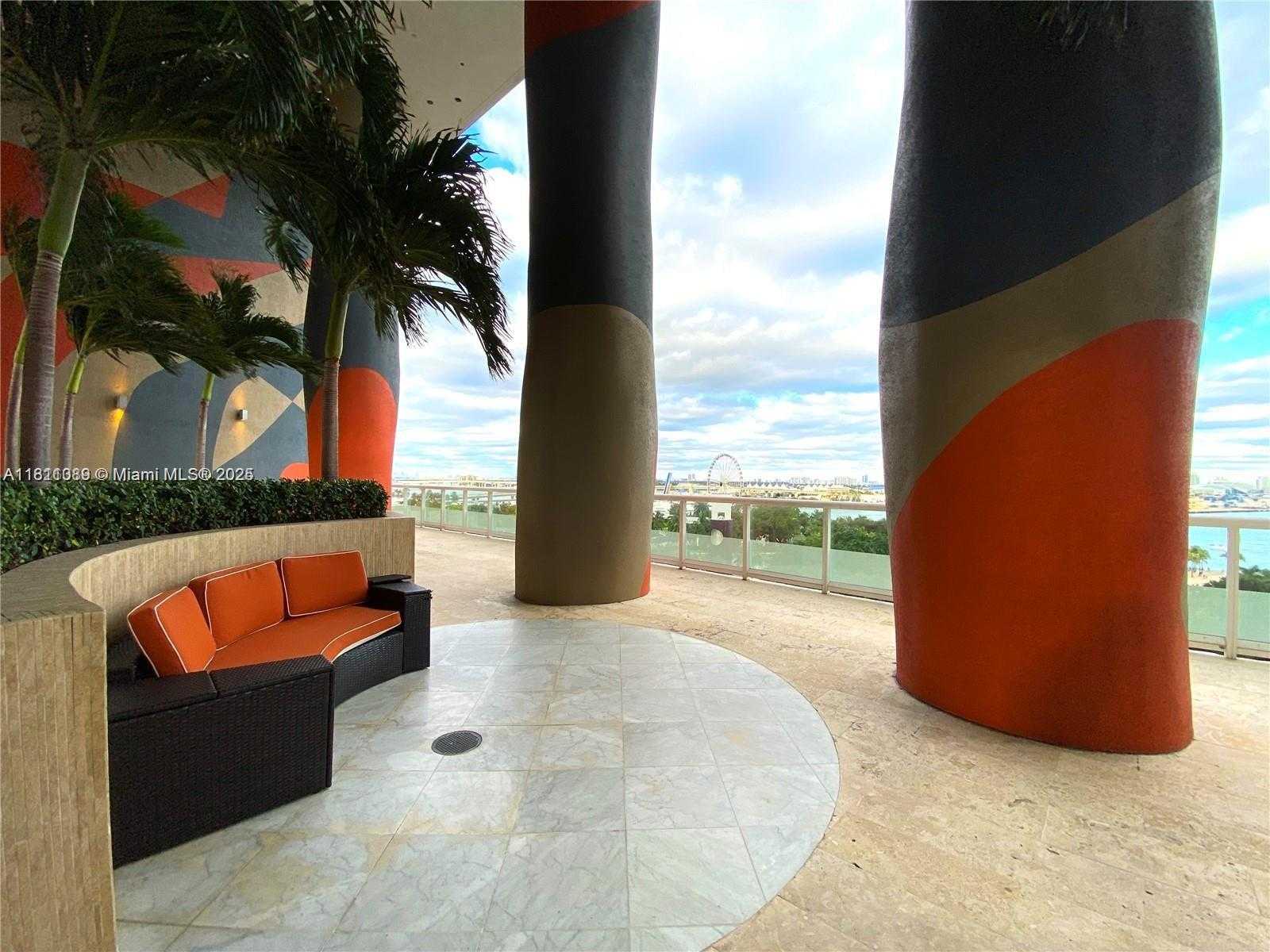 Small Image of 50 BISCAYNE BLVD #2303, Miami Number 8
