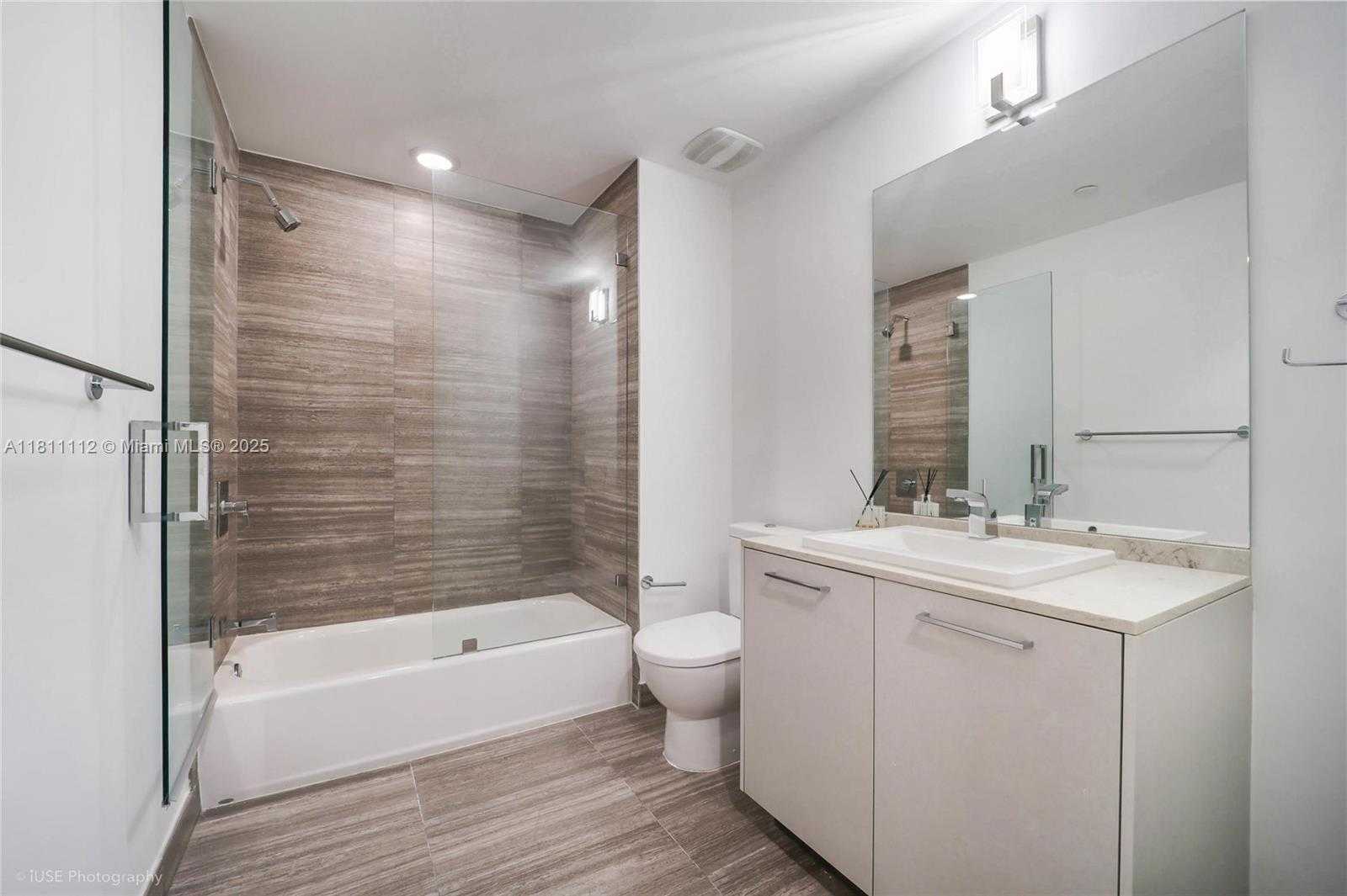 Small Image of 1010 BRICKELL #1906, Miami Number 10