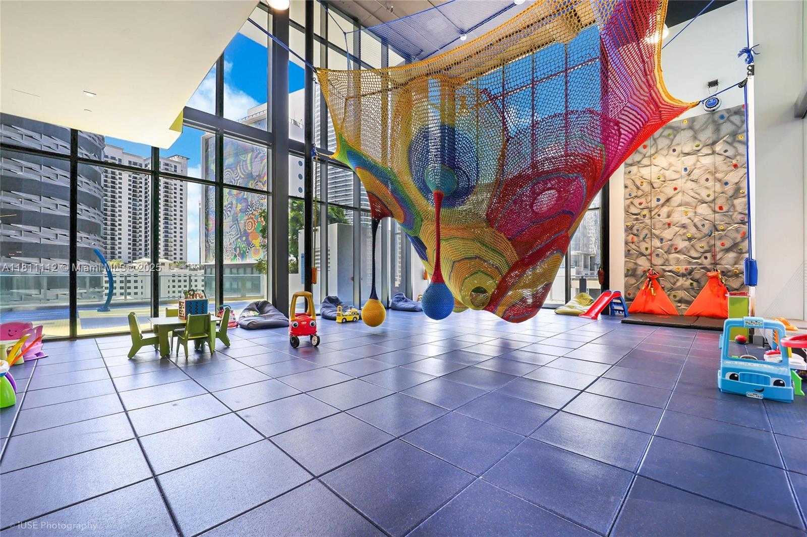 Small Image of 1010 BRICKELL #1906, Miami Number 15