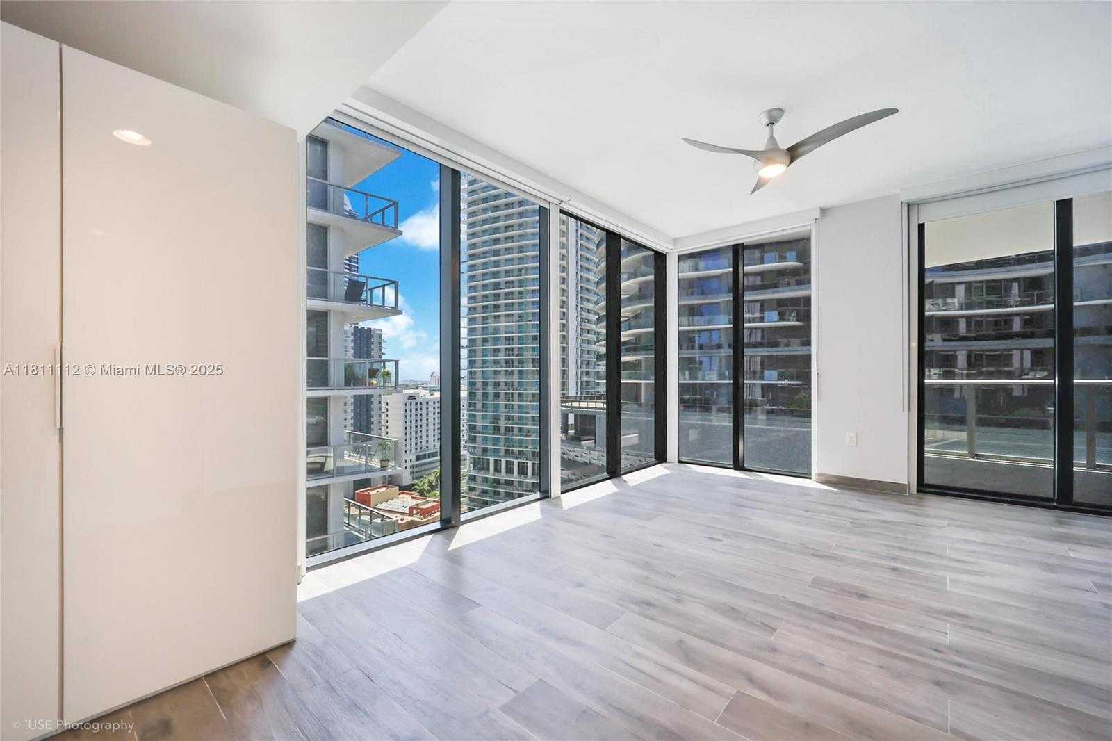 Small Image of 1010 BRICKELL #1906, Miami Number 5
