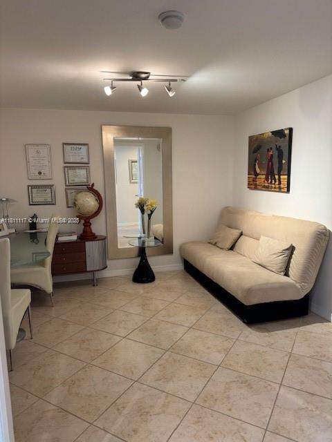 Small Image of 1850 SOUTH OCEAN DR #1908, Hallandale Beach Number 5