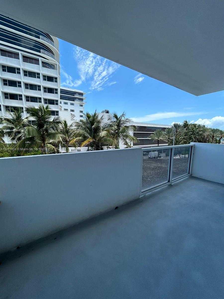Small Image of 100 LINCOLN RD #329, Miami Beach Number 11