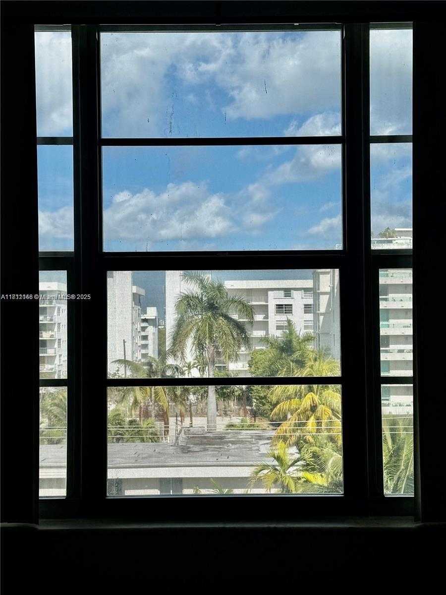 Small Image of 1001 91ST ST #508, Bay Harbor Islands Number 18