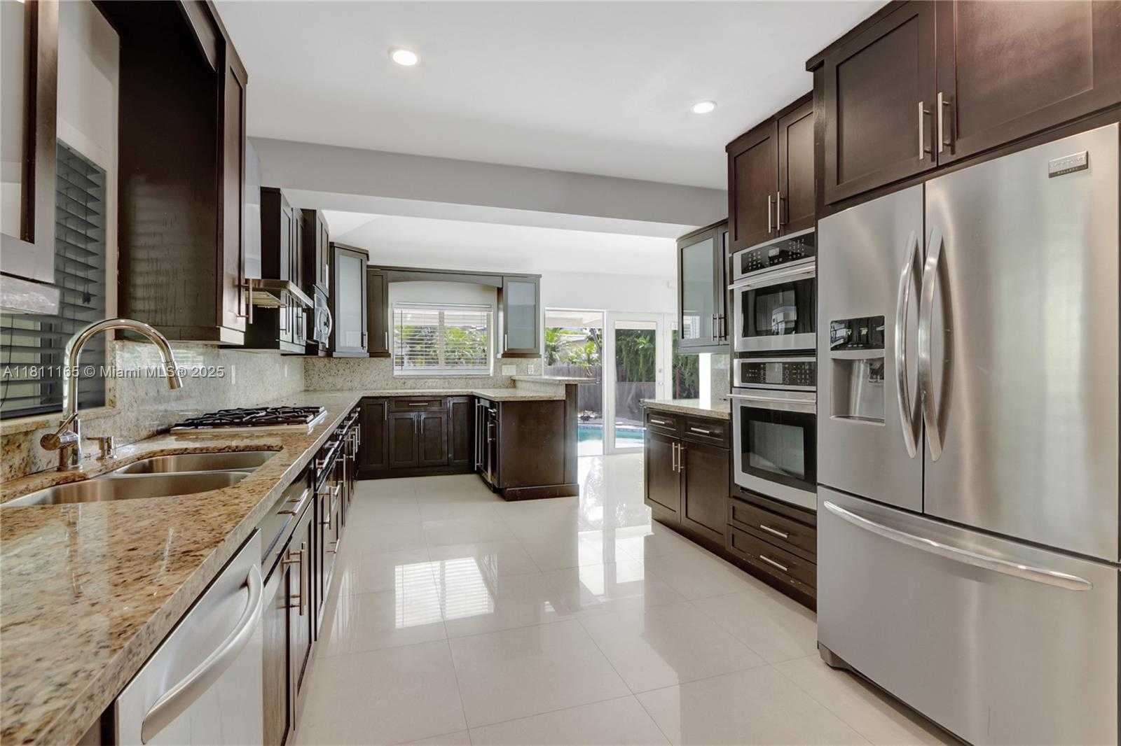 Small Image of 375 SOUTH WEST 20TH RD #., Miami Number 11