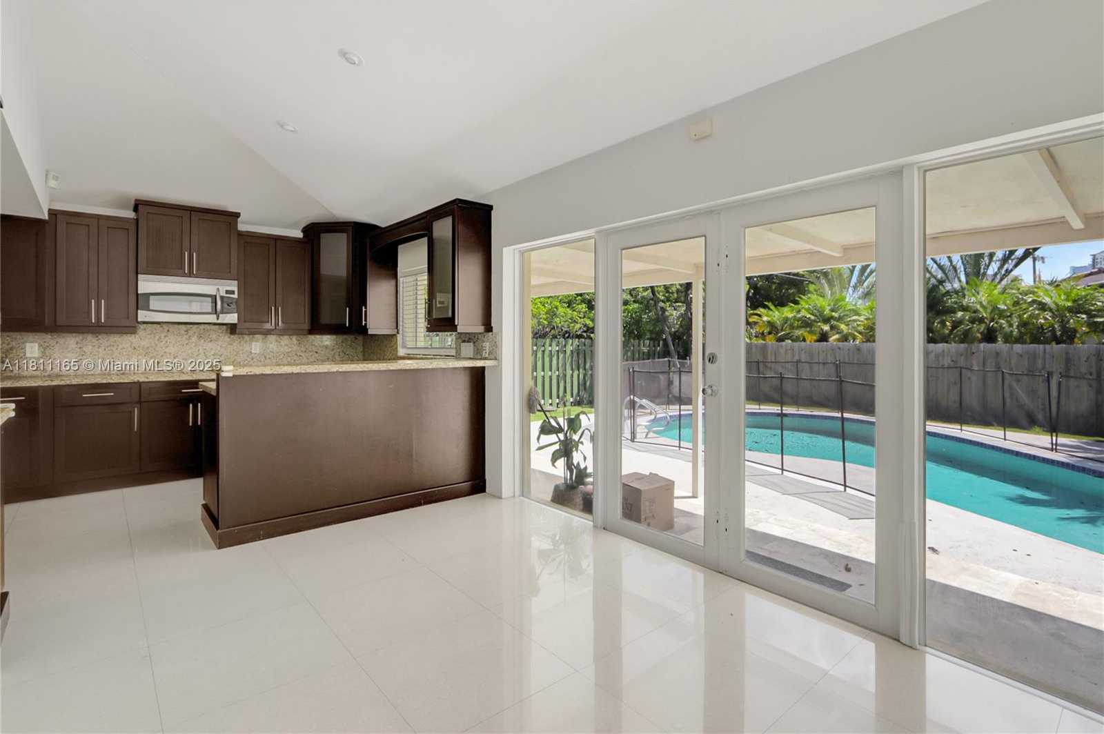 Small Image of 375 SOUTH WEST 20TH RD #., Miami Number 13