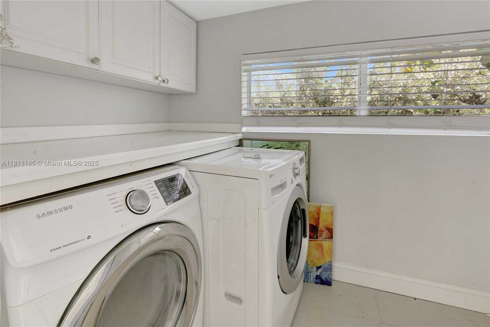 Small Image of 375 SOUTH WEST 20TH RD #., Miami Number 18