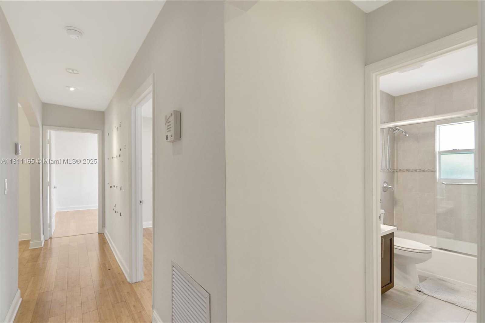 Small Image of 375 SOUTH WEST 20TH RD #., Miami Number 24