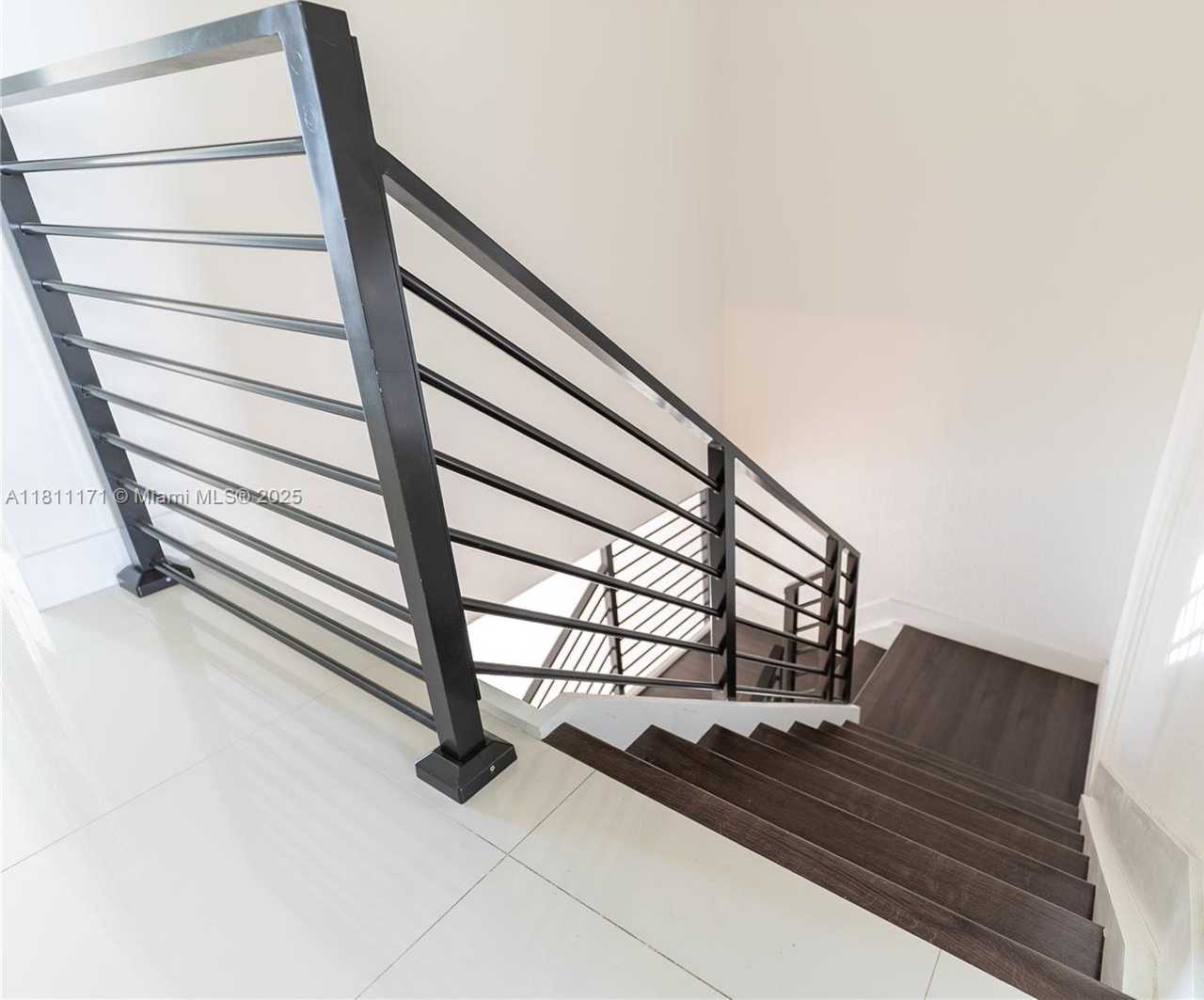 Small Image of 481 SOUTH WEST 91ST CT #481, Miami Number 14