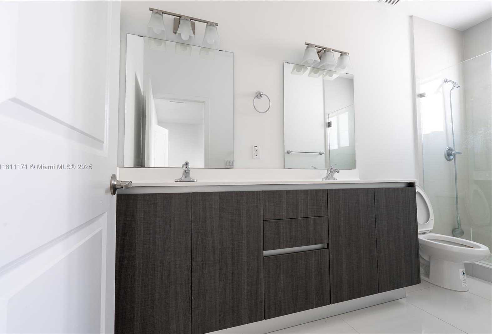 Small Image of 481 SOUTH WEST 91ST CT #481, Miami Number 20
