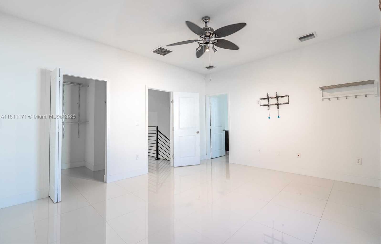 Small Image of 481 SOUTH WEST 91ST CT #481, Miami Number 38