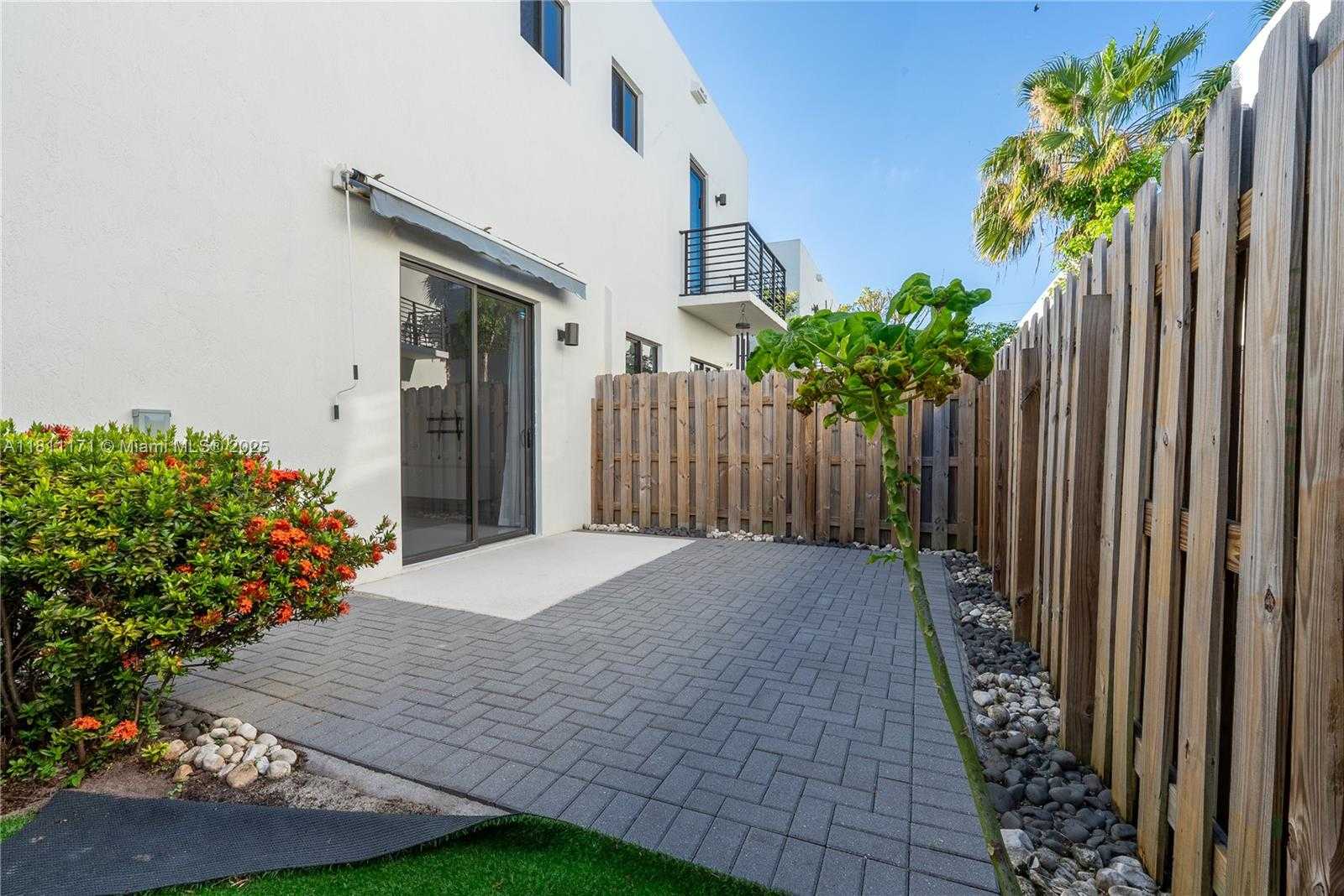 Small Image of 481 SOUTH WEST 91ST CT #481, Miami Number 41