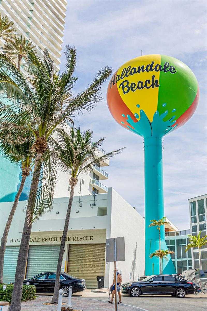 Small Image of 1830 SOUTH OCEAN DR #3209, Hallandale Beach Number 2