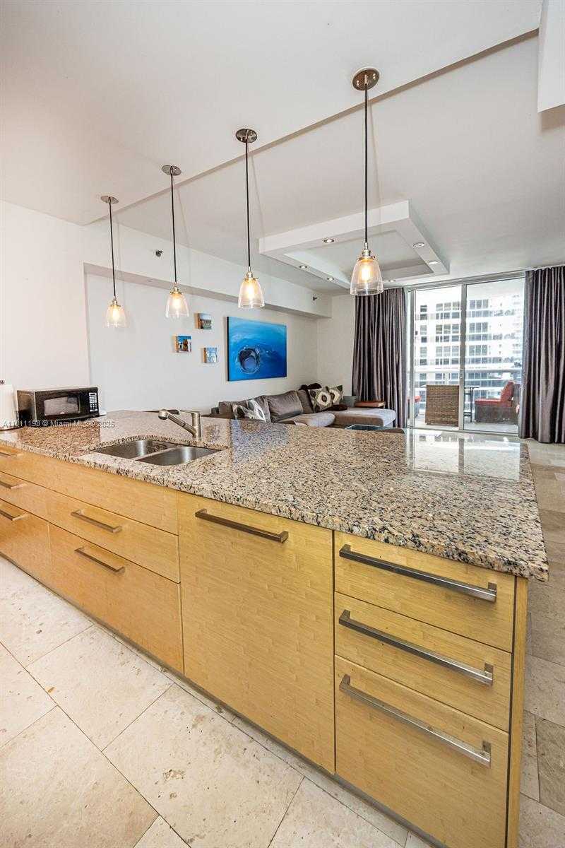 Small Image of 1830 SOUTH OCEAN DR #3209, Hallandale Beach Number 26