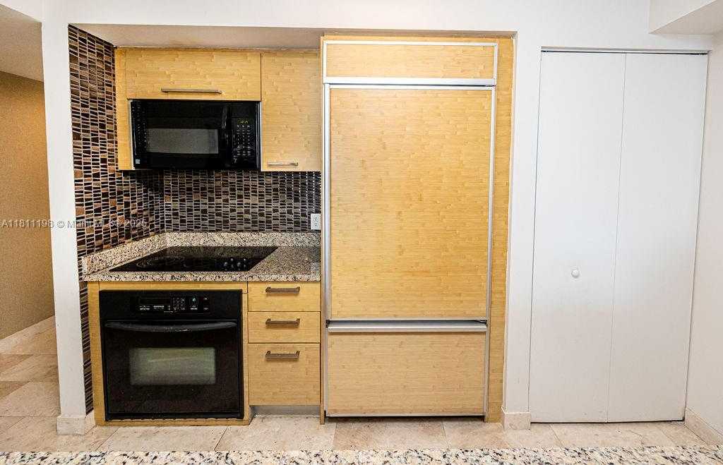 Small Image of 1830 SOUTH OCEAN DR #3209, Hallandale Beach Number 27