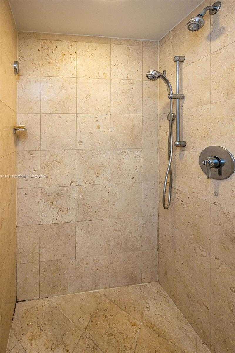 Small Image of 1830 SOUTH OCEAN DR #3209, Hallandale Beach Number 35