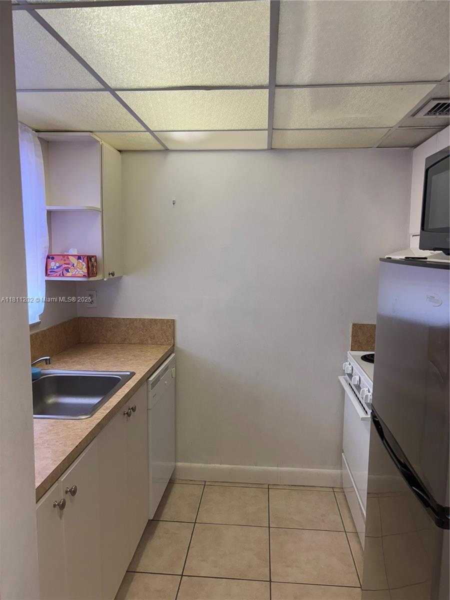 Small Image of 8500 SOUTH WEST 109TH AVE #6-211, Miami Number 4