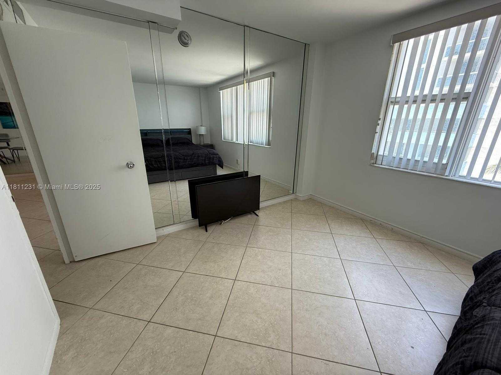 Small Image of 9195 COLLINS AVE #511, Surfside Number 15