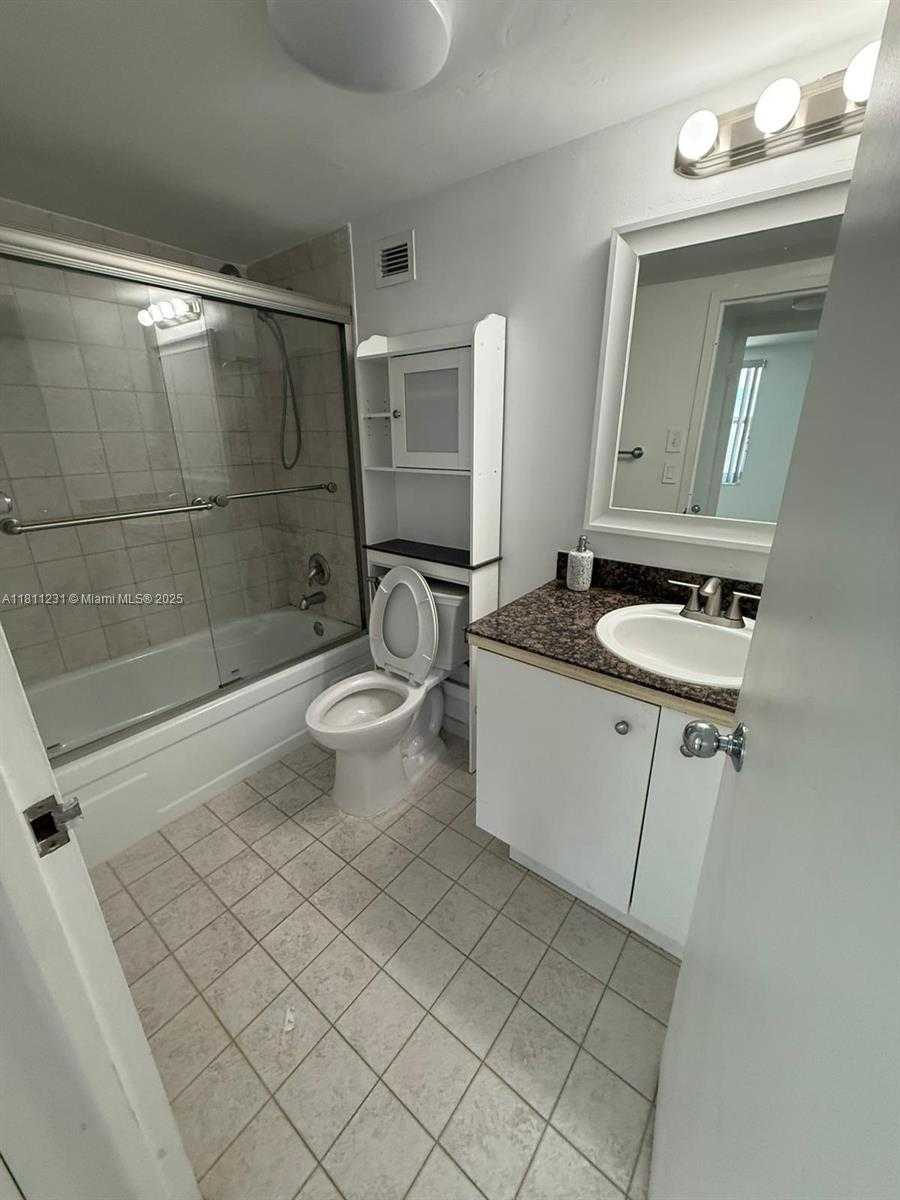 Small Image of 9195 COLLINS AVE #511, Surfside Number 21