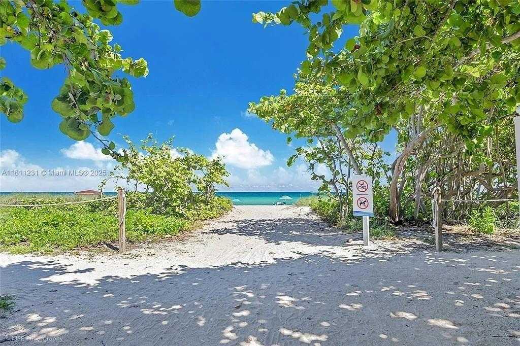 Small Image of 9195 COLLINS AVE #511, Surfside Number 26