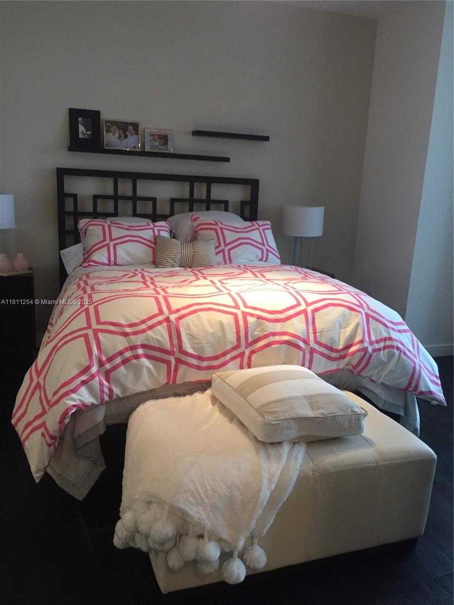 Small Image of 901 BRICKELL KEY BLVD #2701, Miami Number 18