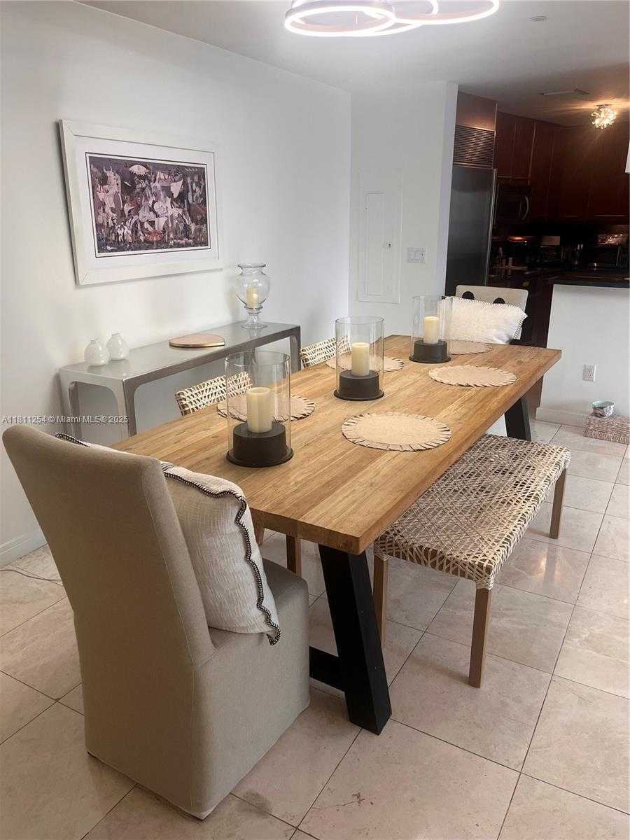 Small Image of 901 BRICKELL KEY BLVD #2701, Miami Number 25