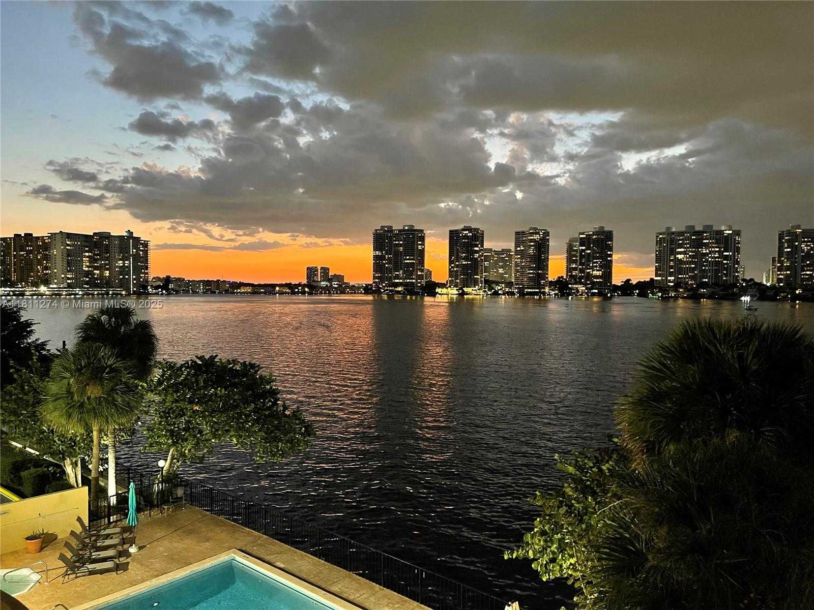 Small Image of 17878 NORTH BAY RD #306, Sunny Isles Beach Number 13