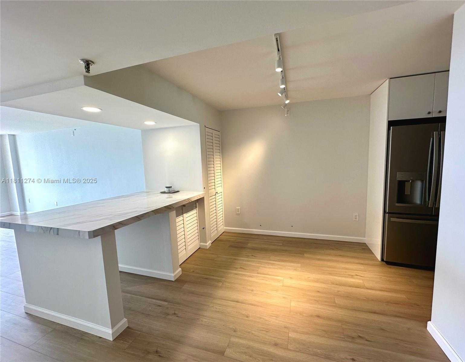 Small Image of 17878 NORTH BAY RD #306, Sunny Isles Beach Number 2