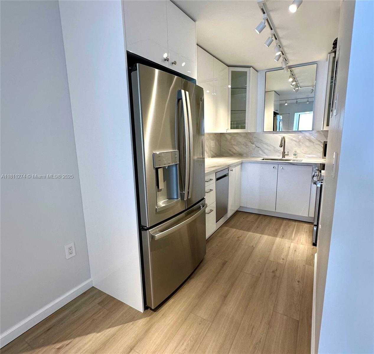 Small Image of 17878 NORTH BAY RD #306, Sunny Isles Beach Number 7