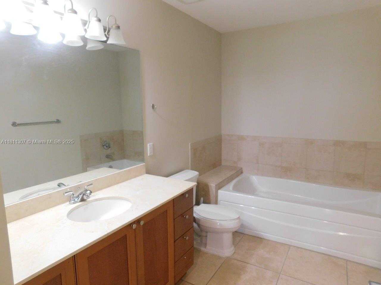 Small Image of 55 MERRICK WAY #609, Coral Gables Number 5