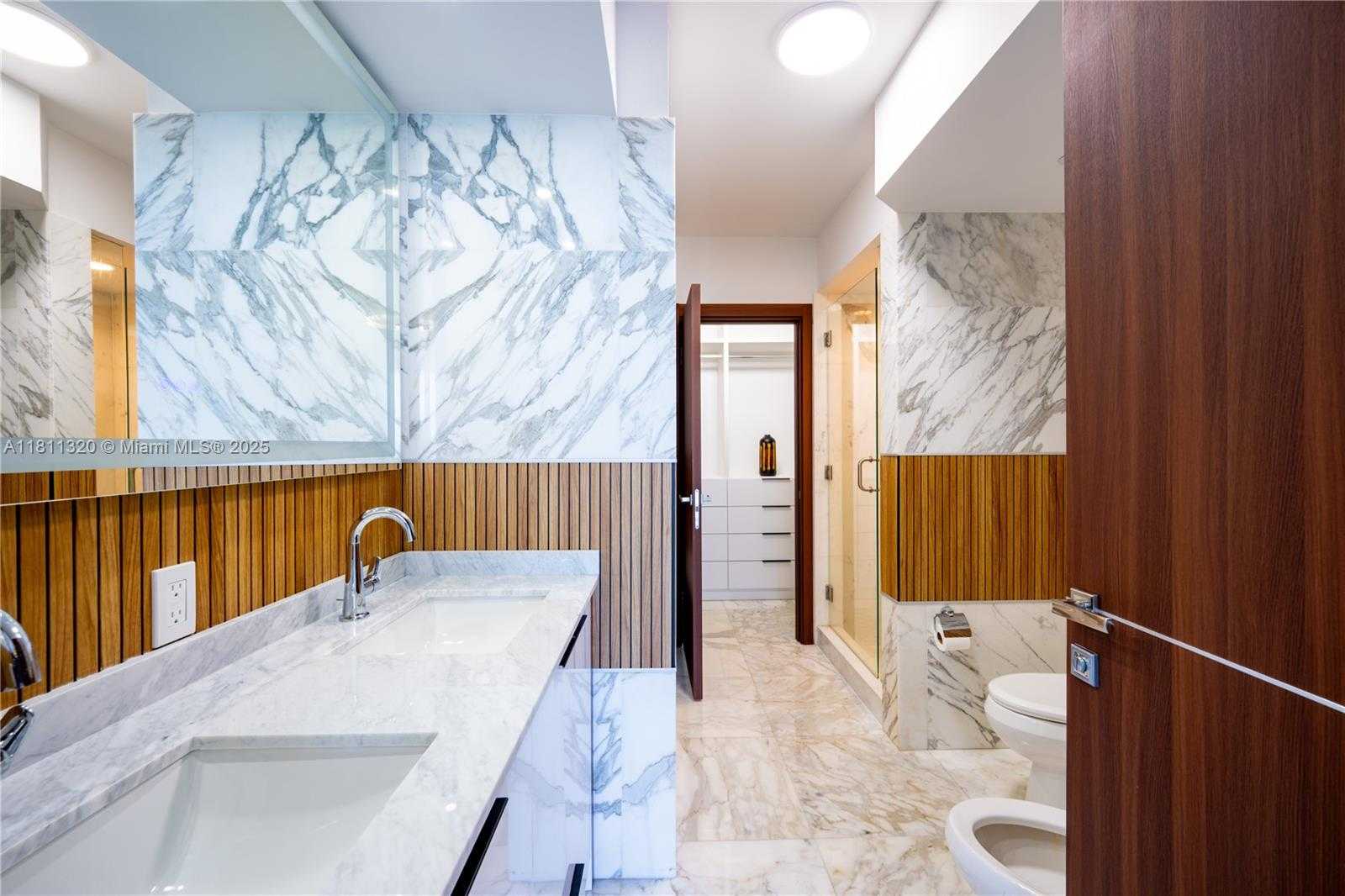 Small Image of 6365 COLLINS AVE #3304, Miami Beach Number 24